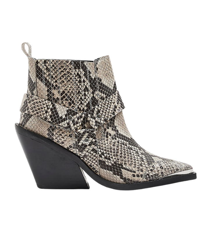 RIVER ISLAND