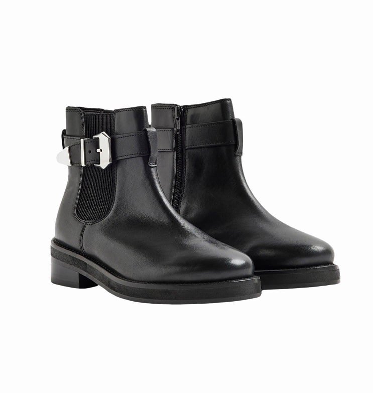 RIVER ISLAND