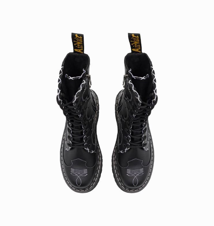 DR. MARTENS
