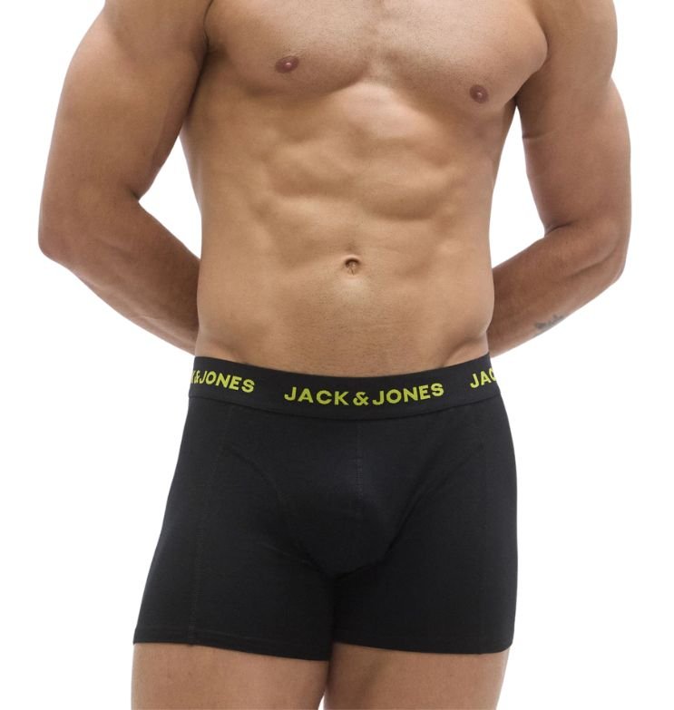 JACK & JONES