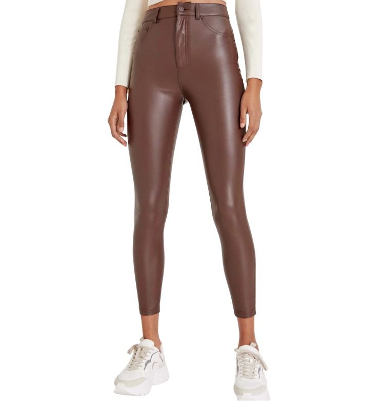 PULL & BEAR