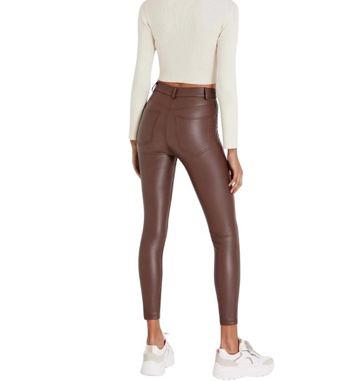 PULL & BEAR