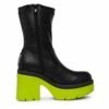 STEVE MADDEN