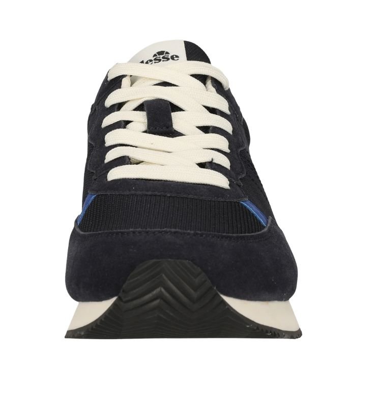 ELLESSE