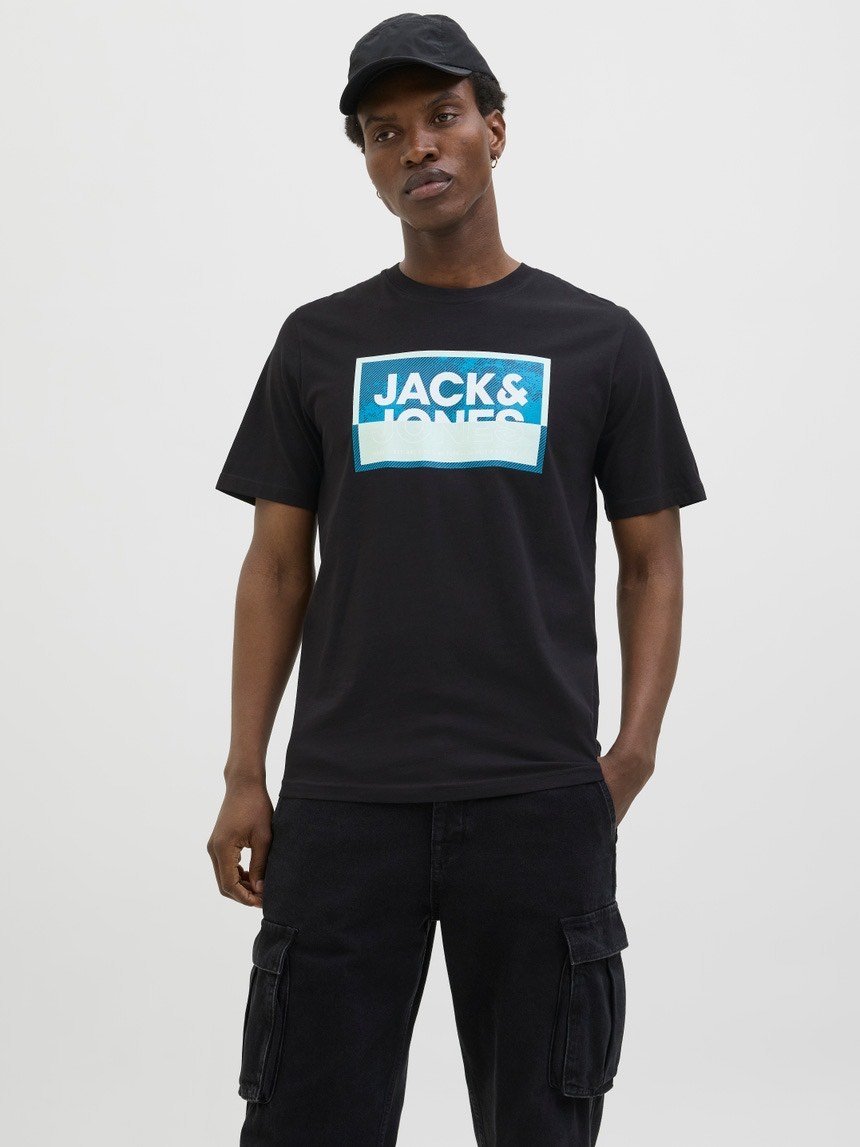 JACK & JONES