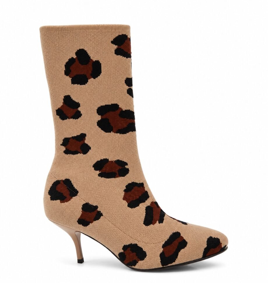 STUART WEITZMAN