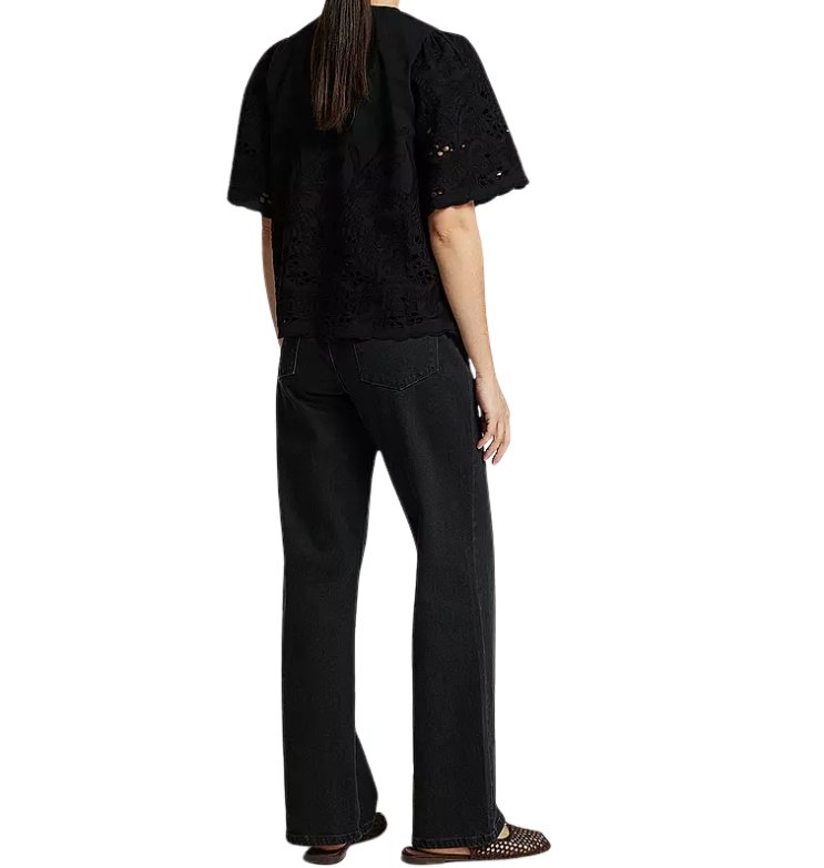 SELECTED FEMME