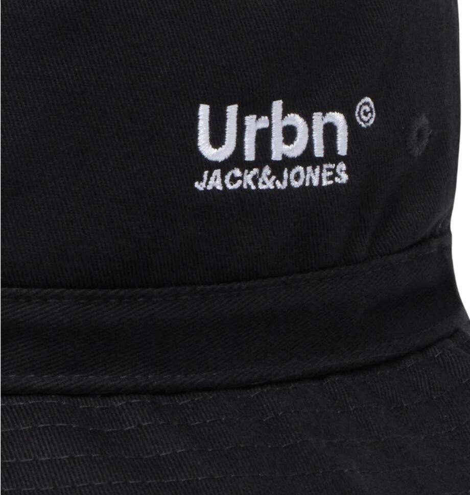 JACK & JONES