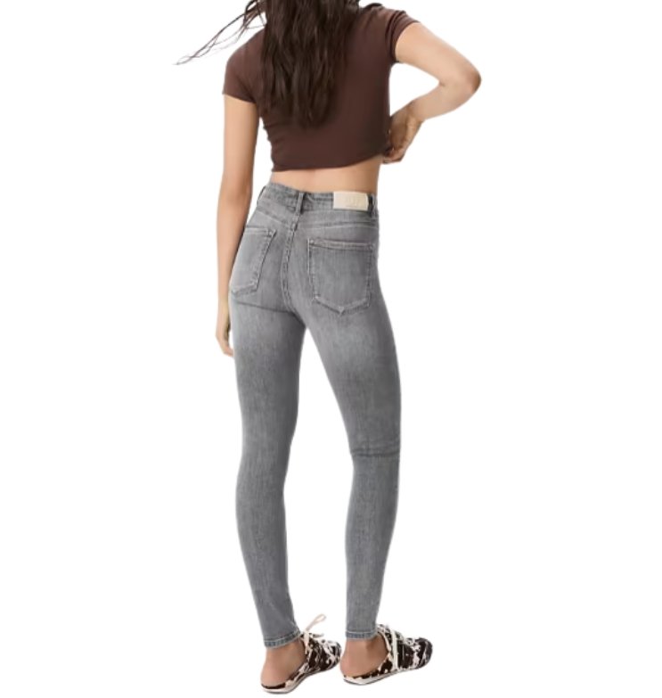 STRADIVARIUS