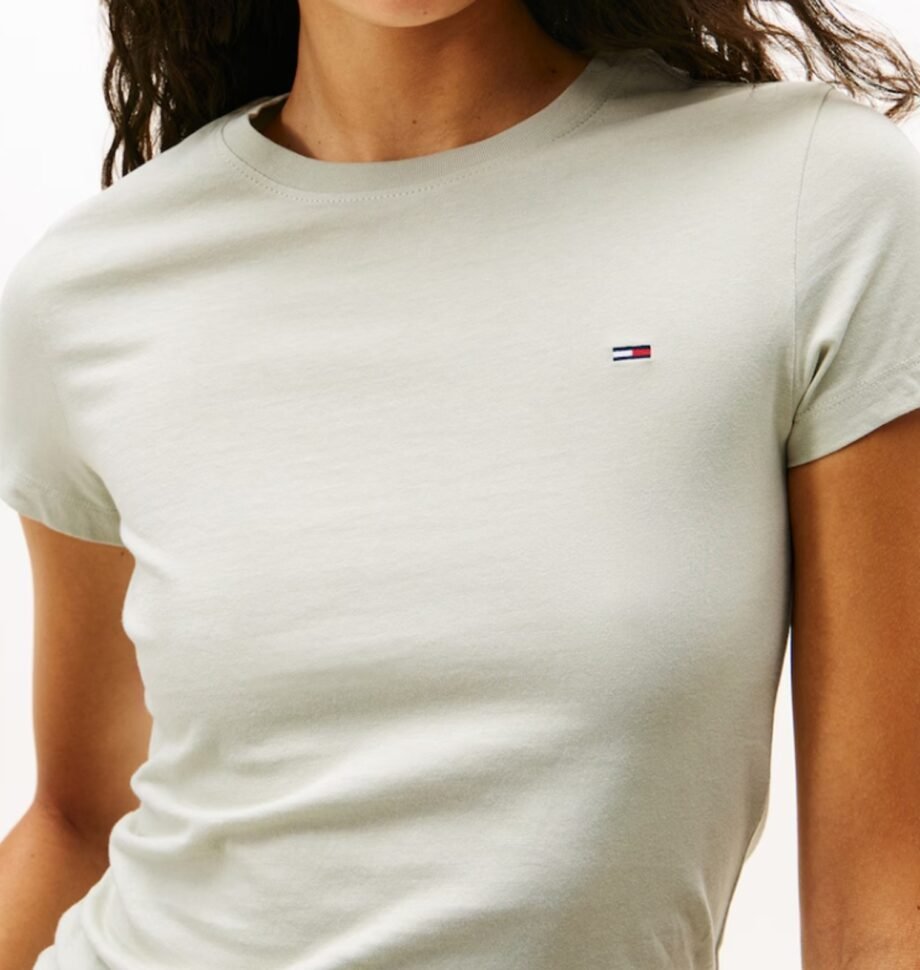 TOMMY JEANS