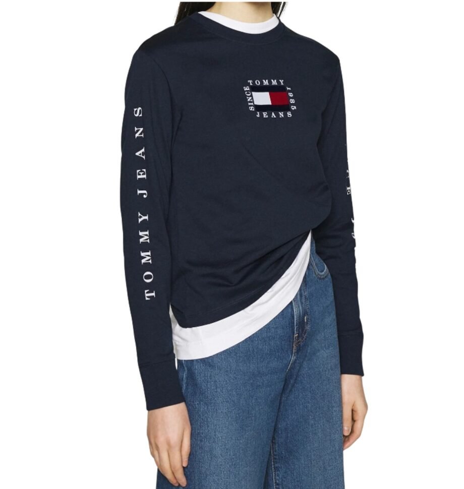 TOMMY JEANS