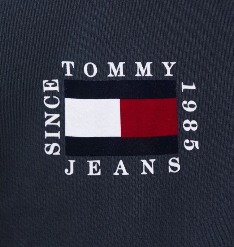 TOMMY JEANS